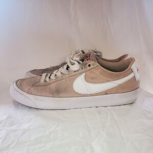 Nike SB Blazer Low Pro GT size 9 1/2